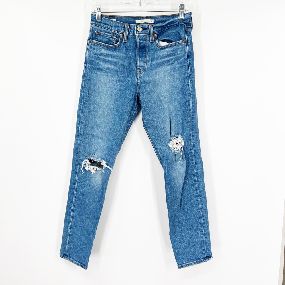 Levi’s Wedgie Button Fly Jeans Distressed High Rise